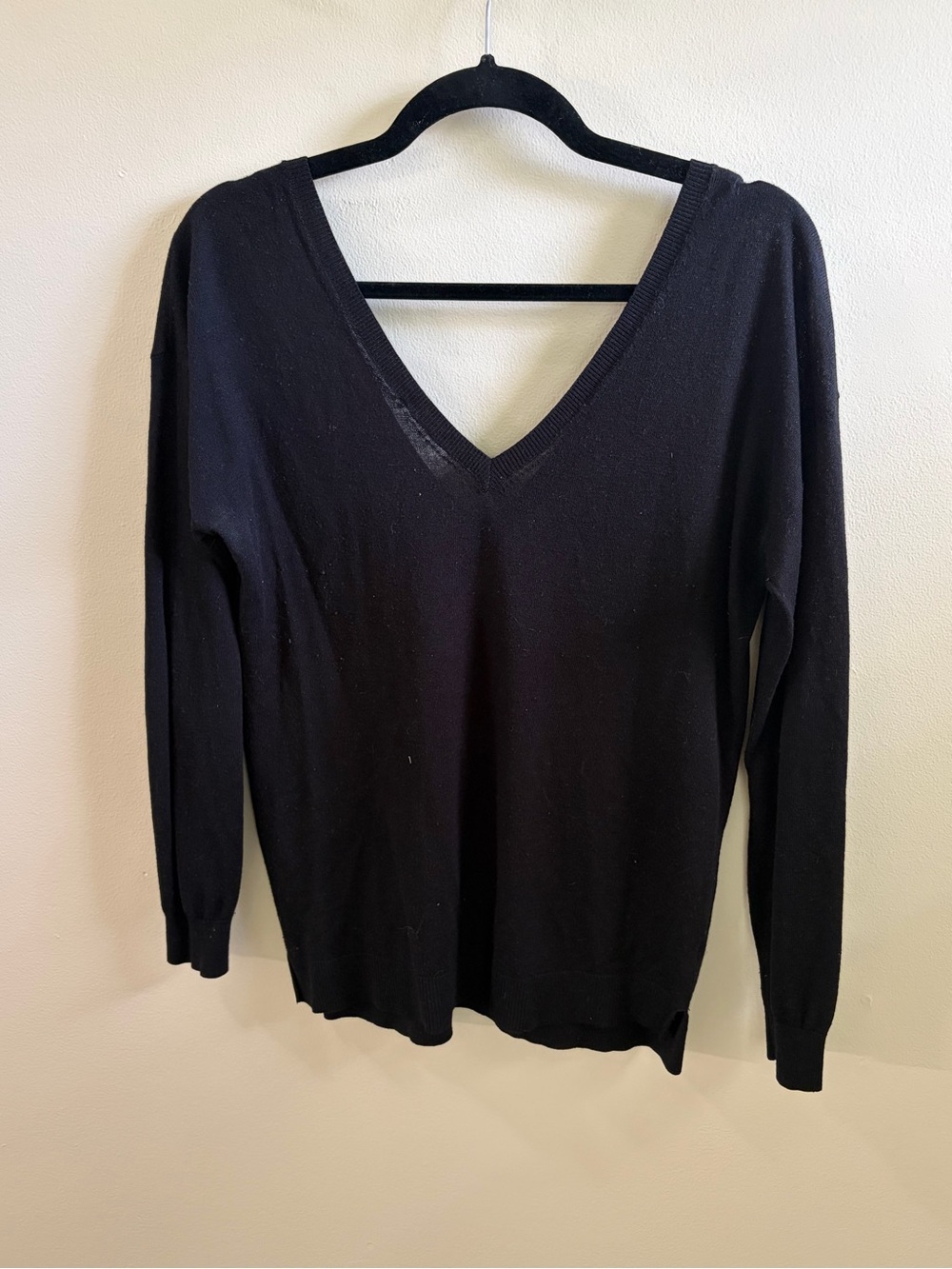 Zara Black V-Neck Lightweight Sweater
